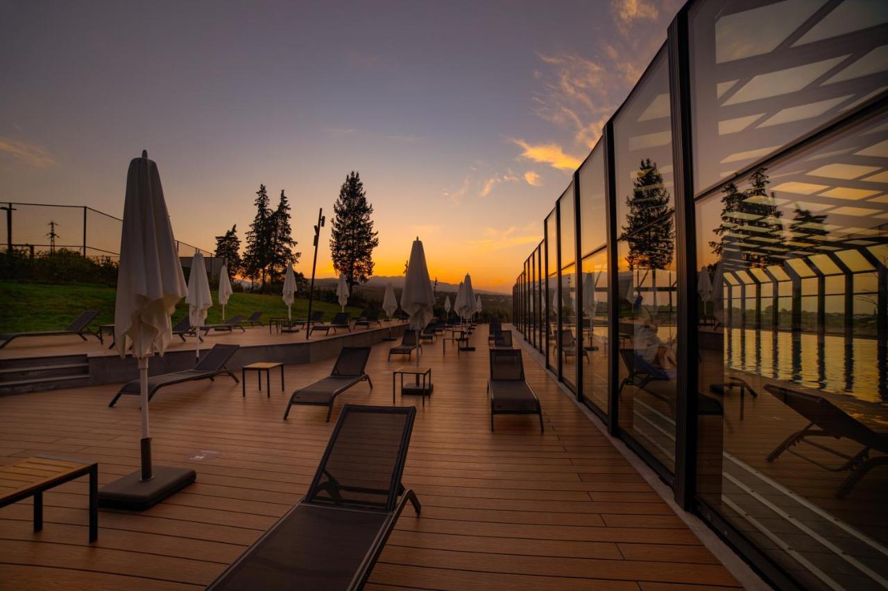 Tsinandali Estate, A Radisson Collection Hotel المظهر الخارجي الصورة The Sky Bar